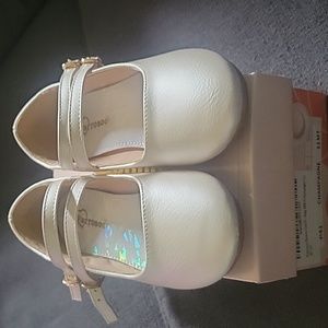 Girls dress shoes toddler size 12